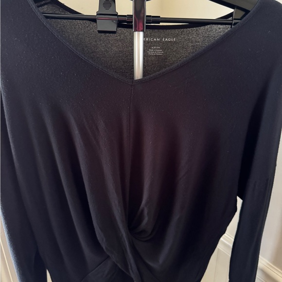American Eagle Outfitters Black Twist-Front V-Neck Top - Picture 3 of 8